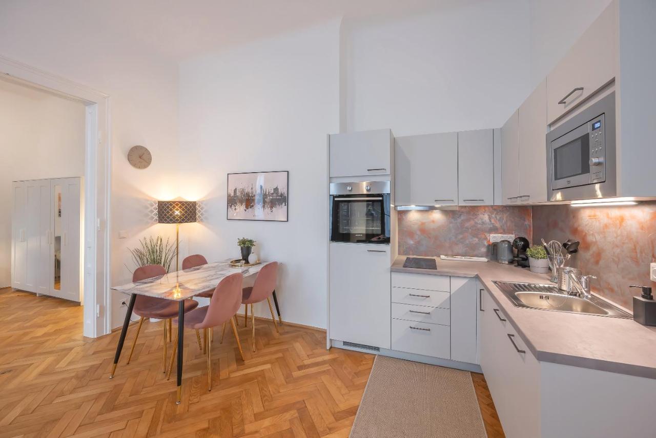 Cosy City Center Apartment Vienna Exterior photo
